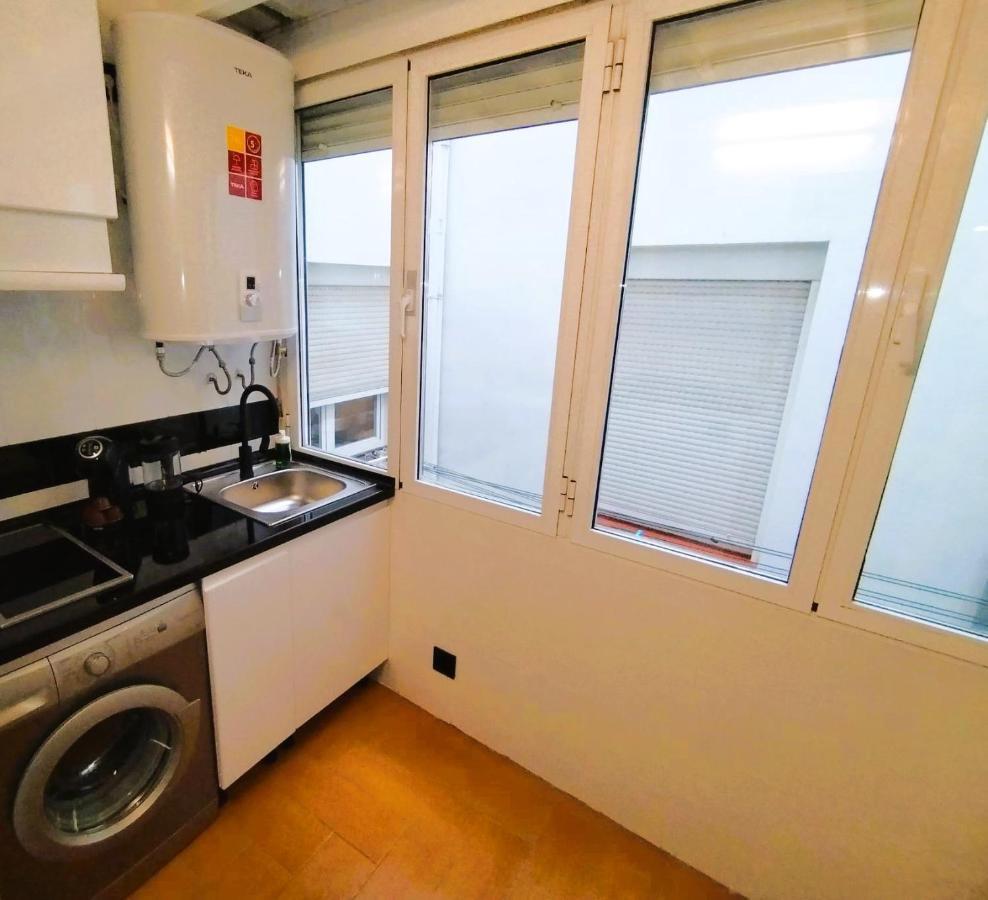 Puerta Del Sol - Apartamento Para 4 Madrid Ngoại thất bức ảnh